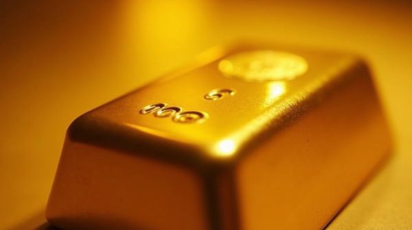 Acheter un lingot d'or de 100g : caractéristiques et investissement